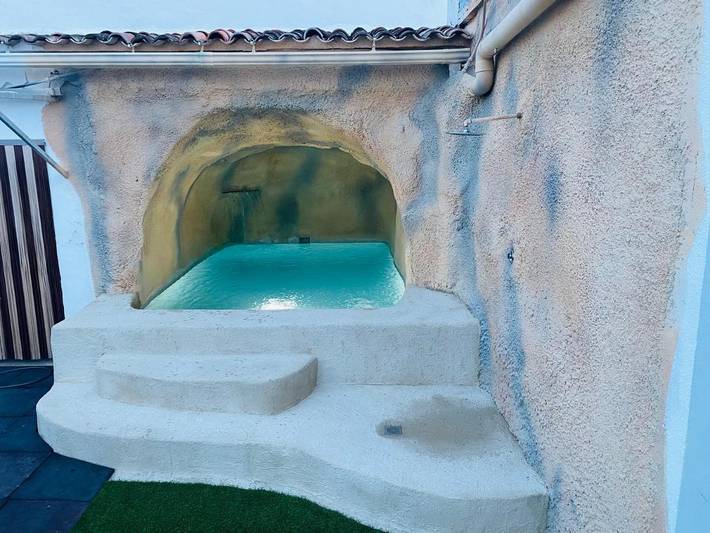 Casa rural para 12 personas, con Balcón y Terraza además de Jardín y Piscina en Ribera Alta (Valencia)