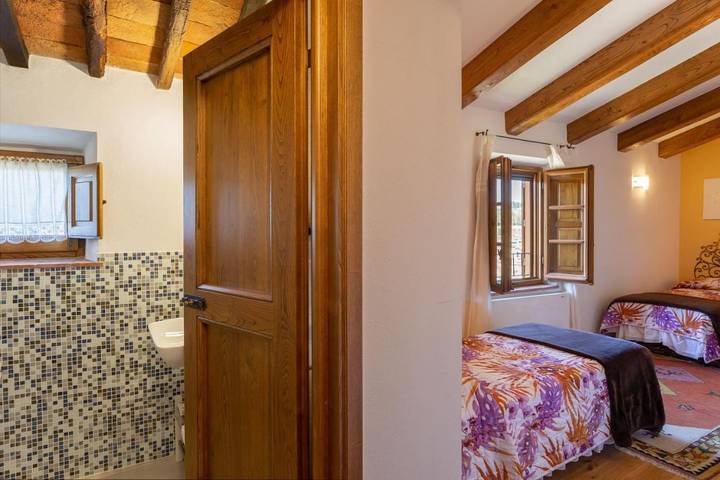 Chambre d’hôte pour 2 personnes, avec jardin ainsi que piscine et vue à Greve In Chianti - 3