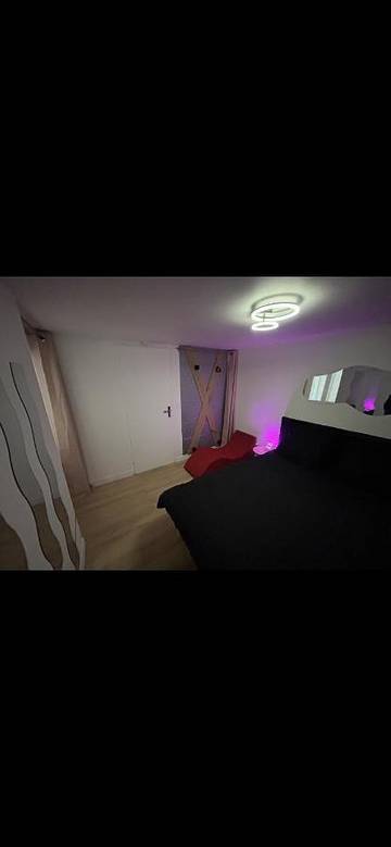 Hôtel pour 2 personnes, avec jacuzzi à Montlhéry