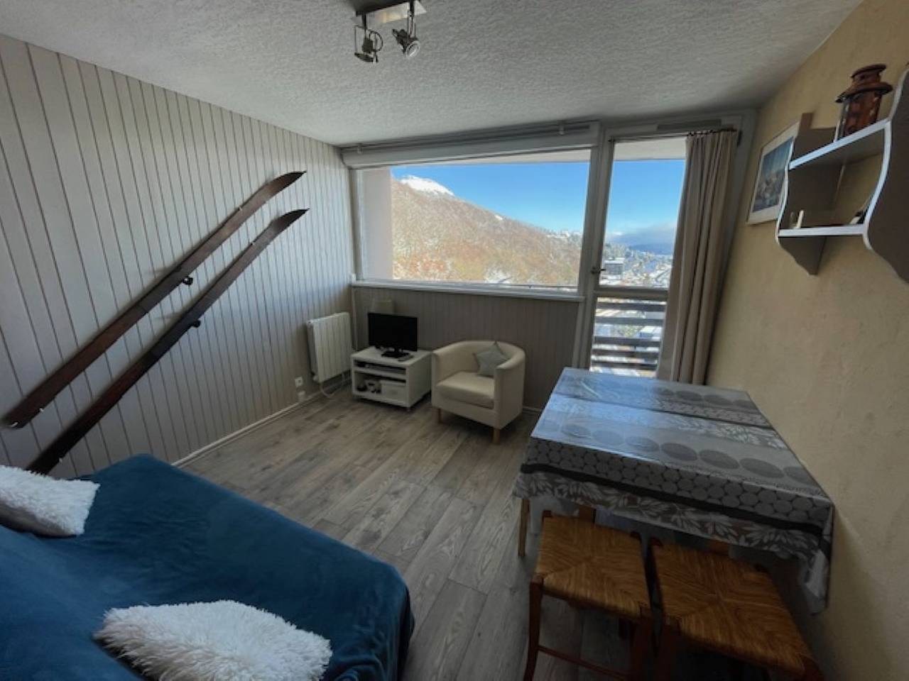 Estudio entero, Estudio para 6 personas con balcón in Super Besse, Besse-et-Saint-Anastaise