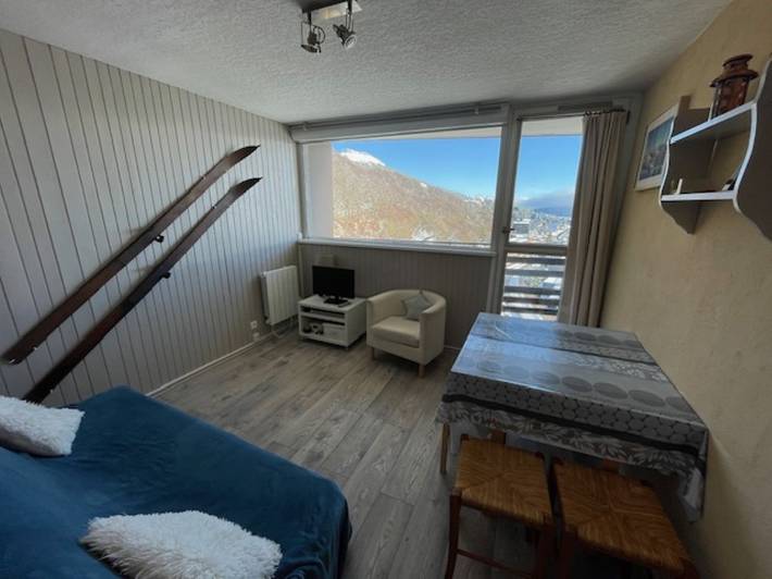 Gîte pour 6 personnes, avec balcon dans Station de Super-Besse (Super-Besse) - 2