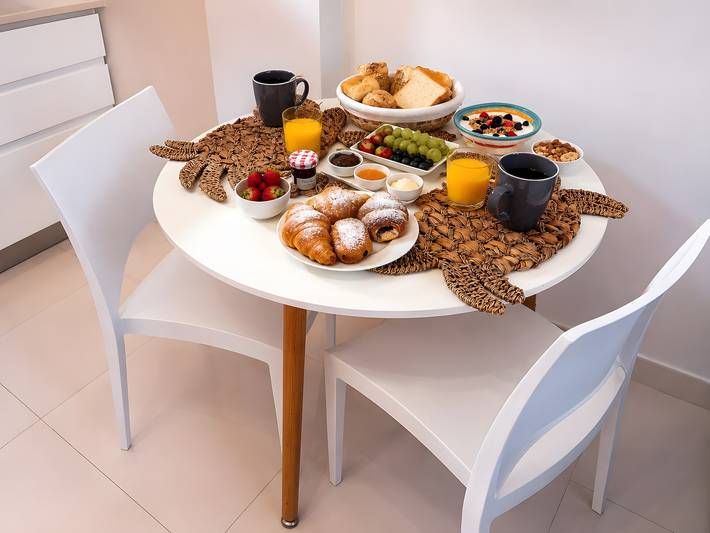 Entire studio, M.a.g.a. Holiday House in Taormina – Studio with Parking, Sea View, and Self Check-in in Mazzarò, Taormina