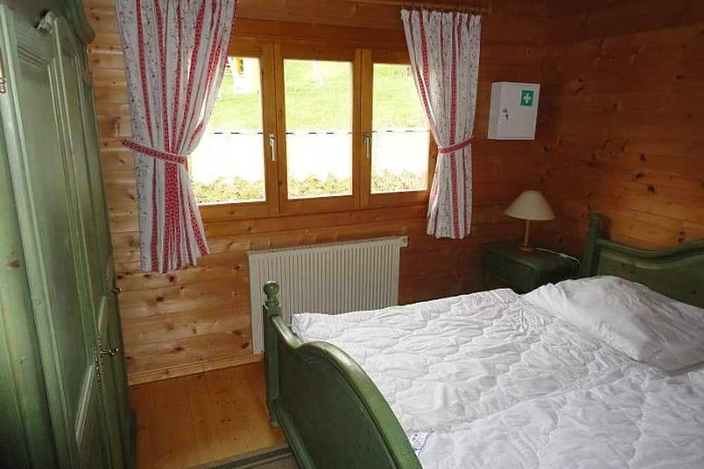 Ganze Wohnung, Ferienhaus mit überdachter Terrasse - Naturerlebnisdorf Stamsried im in Stamsried, Ostbayern