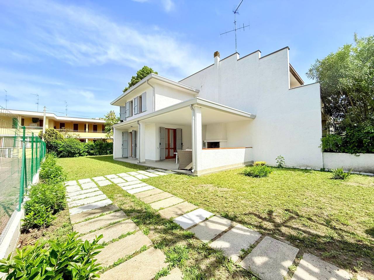 Head Villa mit großer Veranda, 2 Klima in Provincia de Ferrara