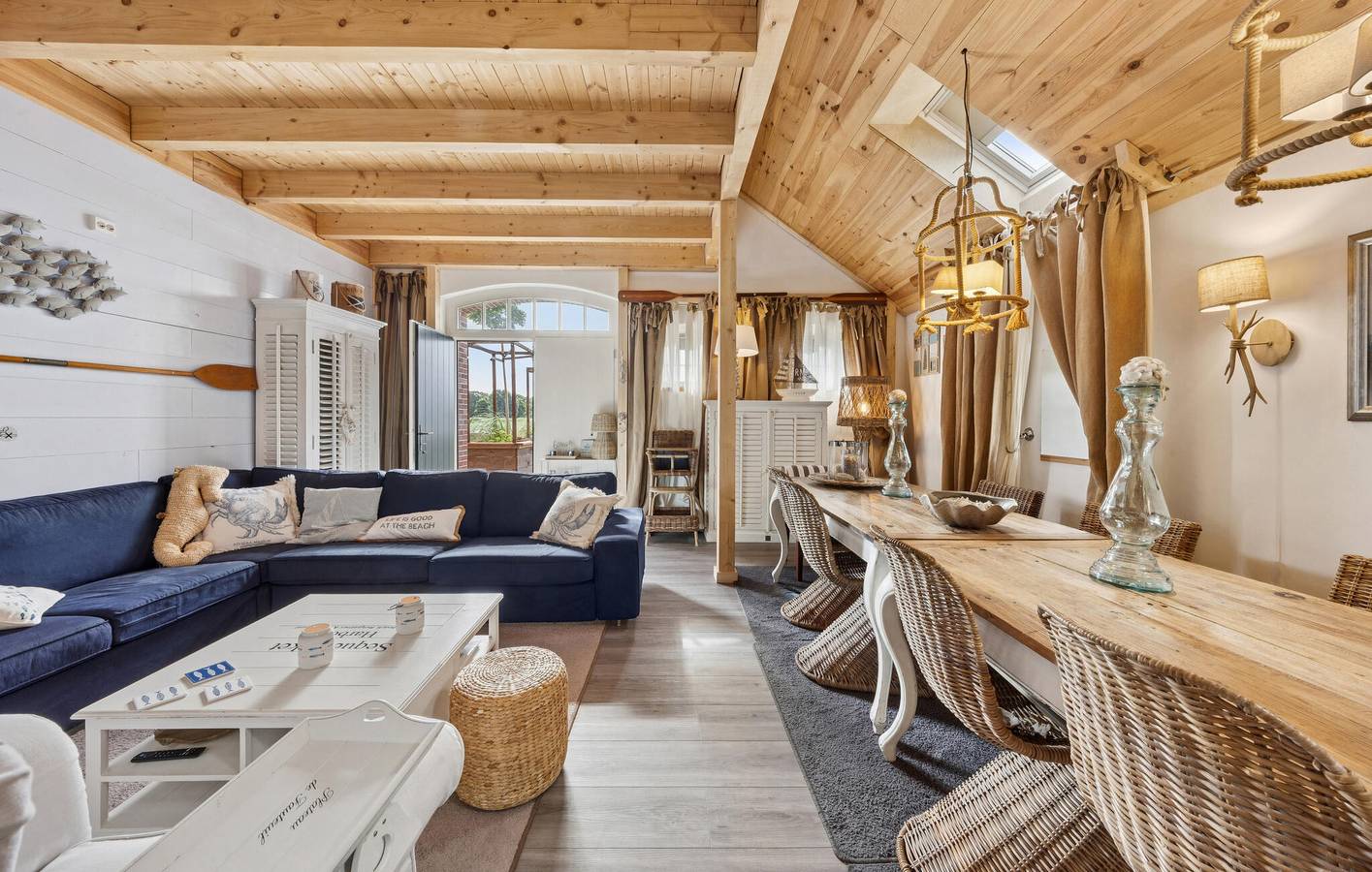 Ganze Ferienwohnung, Appartement am Fluss mit Parkplatz, Terrasse und Internet - Leda 1km in Detern, Nordseeküste