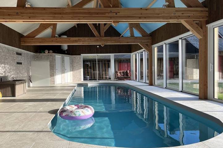 Location de vacances pour 4 personnes, avec terrasse et jardin à Mirville