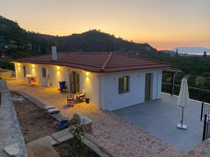 Location de vacances pour 14 personnes, avec jardin et vue, animaux acceptés dans Palaia Epidavros