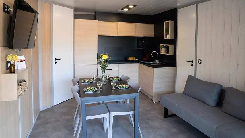 Gîte pour 5 personnes, avec vue et terrasse à Belvédère-Campomoro - 2
