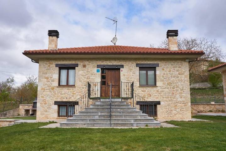 Casa rural para 4 personas, con jardín y vistas en Provincia de Burgos - 2