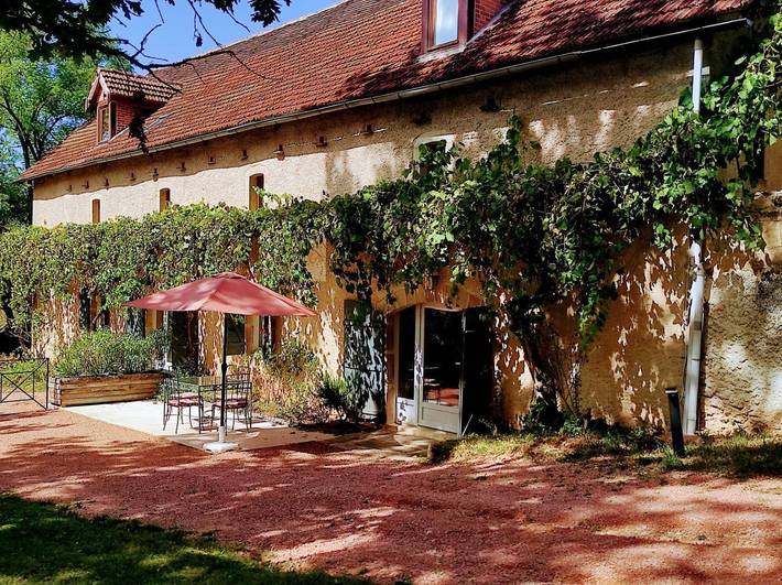 Gîte voor 4 personen, with terras and zwembad as well as tuin - 1