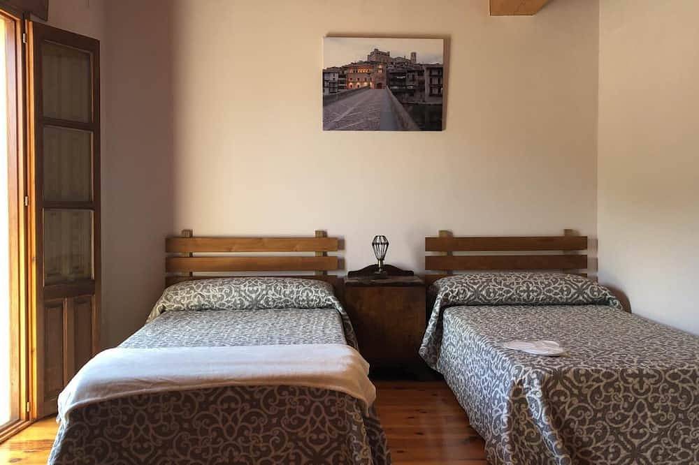 Charming farmhouse in Valderrobres, Nature and tranquility guaranteed. in Valderrobres, Teruel e dintorni