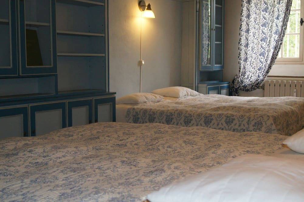 Großzügiges Ferienhaus in Forrières mit Sauna in Forrières, Nassogne