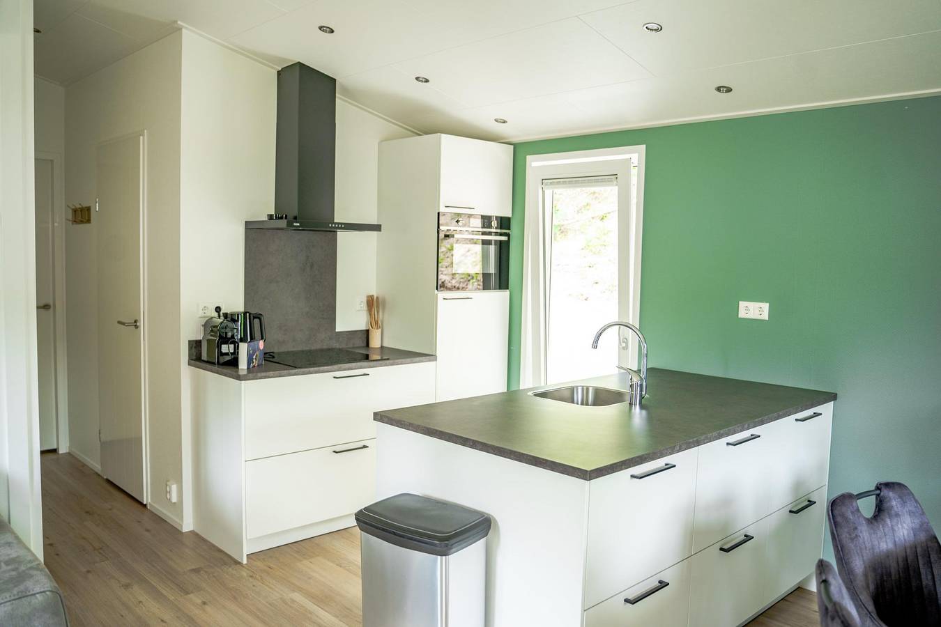 Vakantiepark De Thijmse Berg — Family Lodge met hottub | 6 personen in Rhenen, Provincie Utrecht
