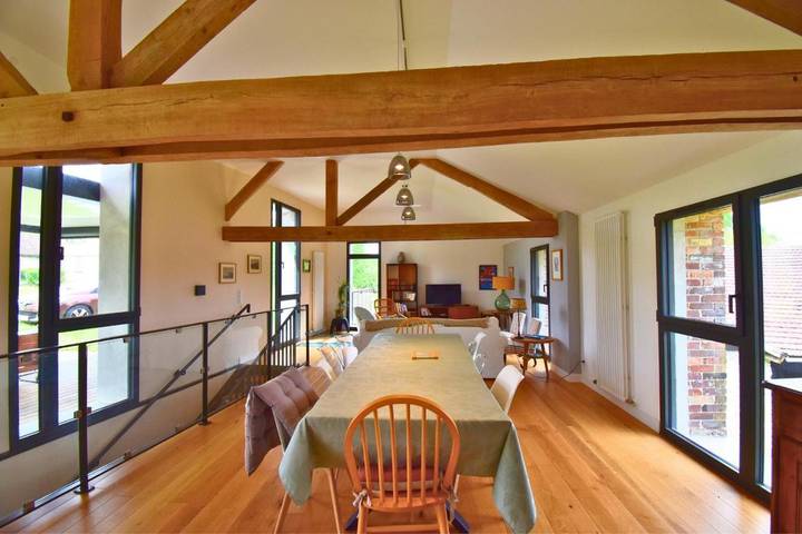 Location de vacances pour 10 personnes, avec jardin et terrasse, animaux acceptés à Ermenonville