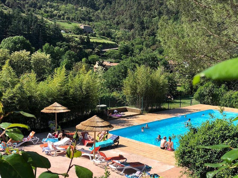 Camping für 2 Personen in Les Ollières-sur-Eyrieux, Privas
