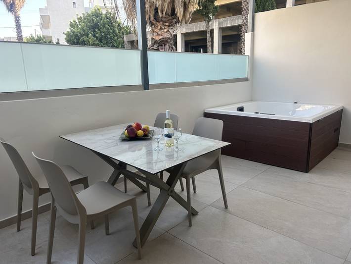 Ferienwohnung für 3 Personen, mit Terrasse und Whirlpool in Plakias - 3
