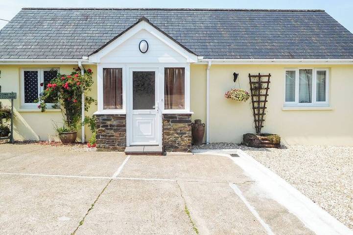 Bungalow for 2 people, with garden in Devon