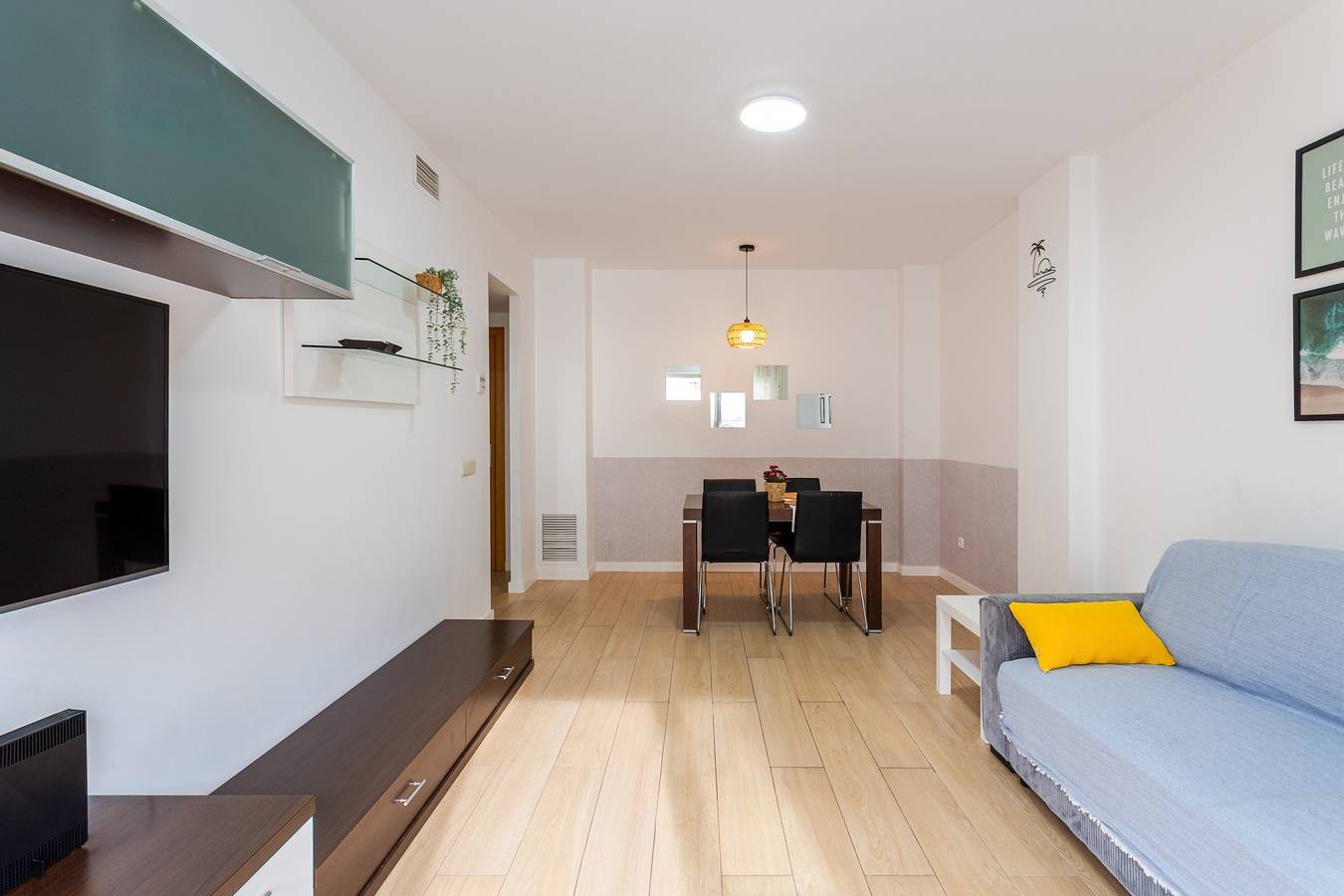 Entire apartment, Apartment 'Santa Clotilde' with Balcony, Wi-Fi and Air Conditioning in Central Lloret de Mar, Lloret de Mar