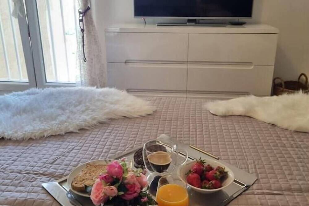 Appartamento intero, Amour Luxe 4- 80 m2 Kingsize-bett, Bürobereich in Spalato, Regione spalatino-dalmata