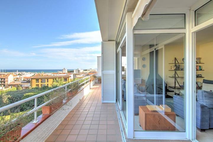 Chambre d’hôte pour 8 personnes, avec Terrasse ainsi que Jardin et Piscine à Torroella de Montgrí