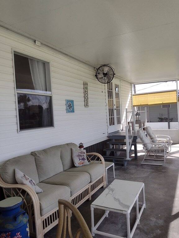 \"Reel It Inn\" in Lake Okeechobee