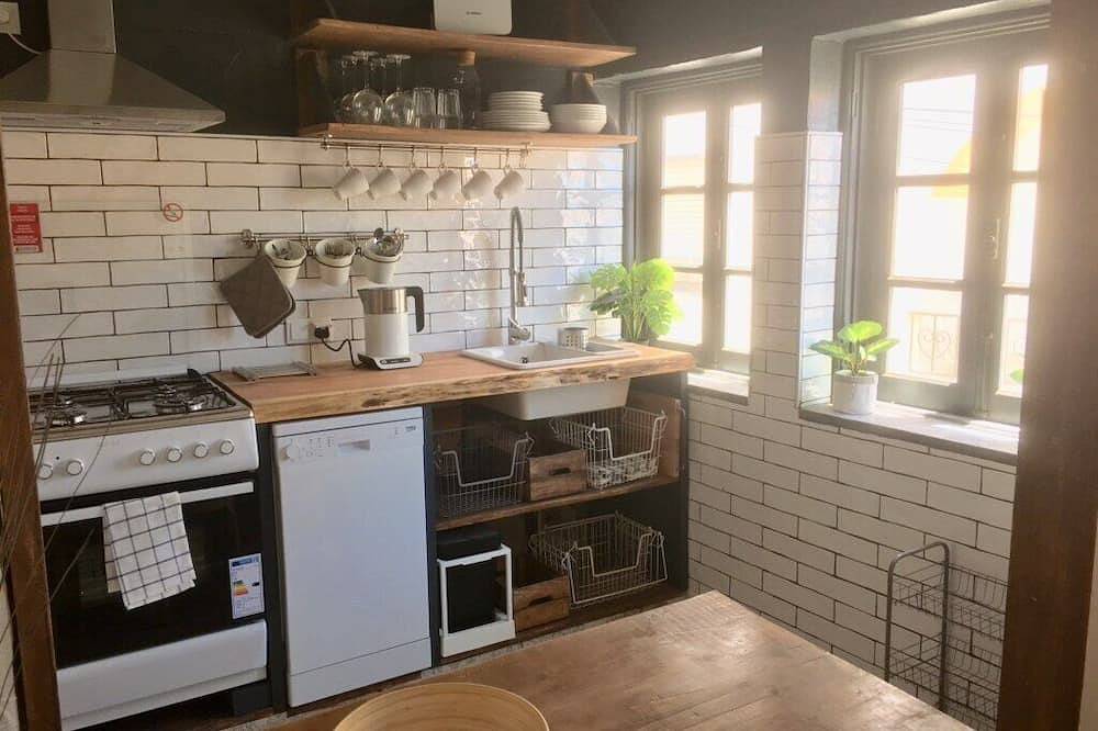 Ganze Wohnung, Casa Sofia - 2-Zimmer-Wohnung in einer ruhigen Straße im malerischen ländlichen Monchique in Monchique, Monchique gebirge