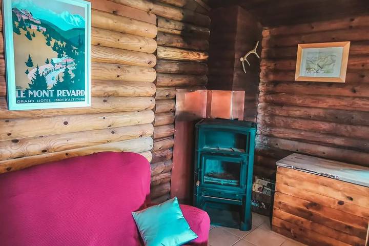 Gîte pour 10 personnes, avec jardin à Pugny-Chatenod - 4
