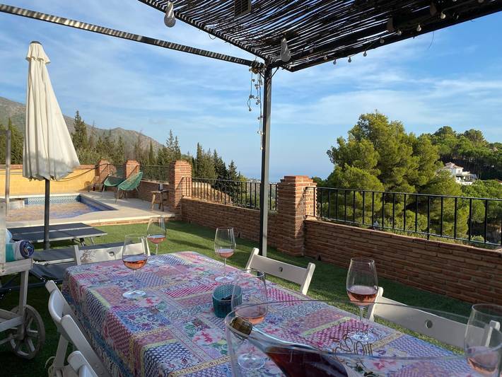 Villa « Mari Prestige » avec vue sur la mer, Wi-Fi et climatisation in Mijas Pueblo, Mijas