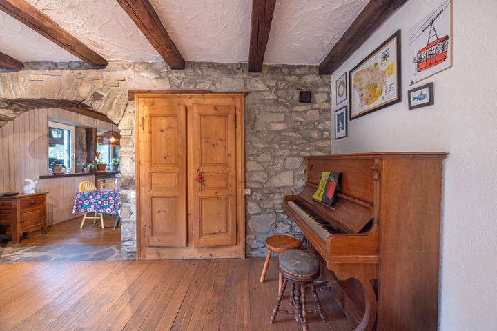 Chalet "Magnifique Aux Carroz" avec vue sur la montagne, terrasse privée et Wi-Fi in Les Carroz, Arâches-la-Frasse