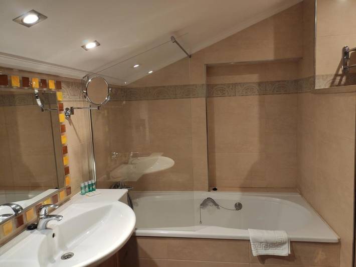 Chalet para 2 personas, con jardín y jacuzzi en Asturias - 3