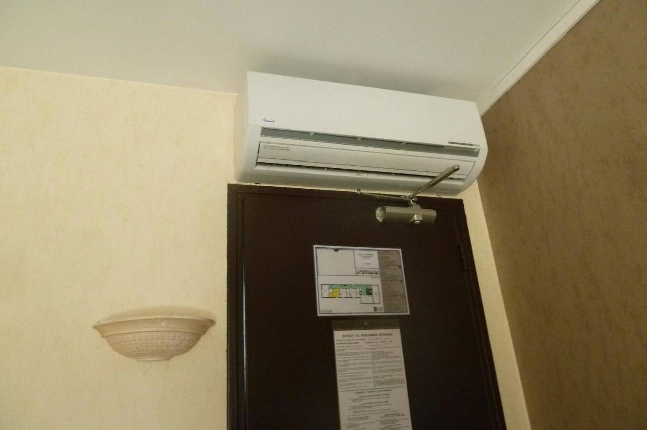 Double Room in Auriol, Côte méditerranéenne (France)