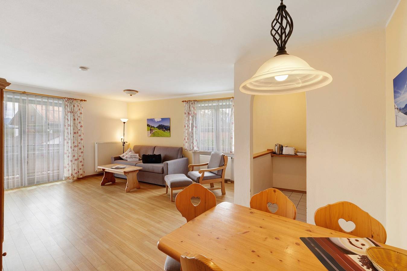 Ganze Wohnung, Apartment 'Fewo Brünnstein- Nr 28 Pool, Sauna' mit Bergblick, Gemeinschaftsgarten und Wlan in Oberaudorf, Bayerische Alpen