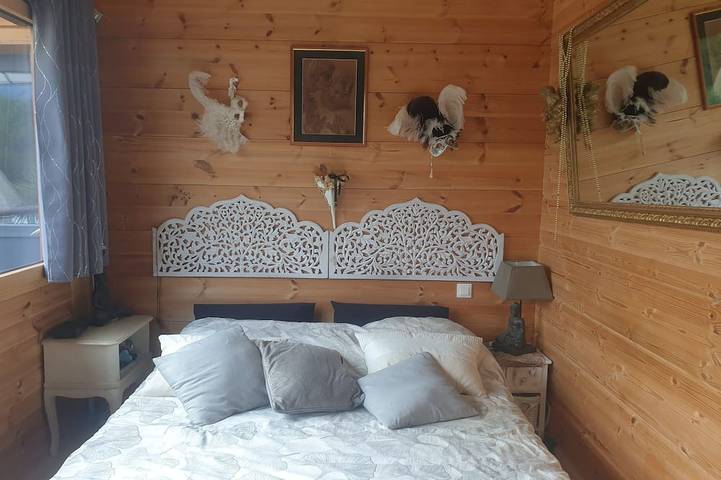Location de vacances pour 6 personnes, avec jardin ainsi que jacuzzi et terrasse à La Haye-d'Ectot - 2