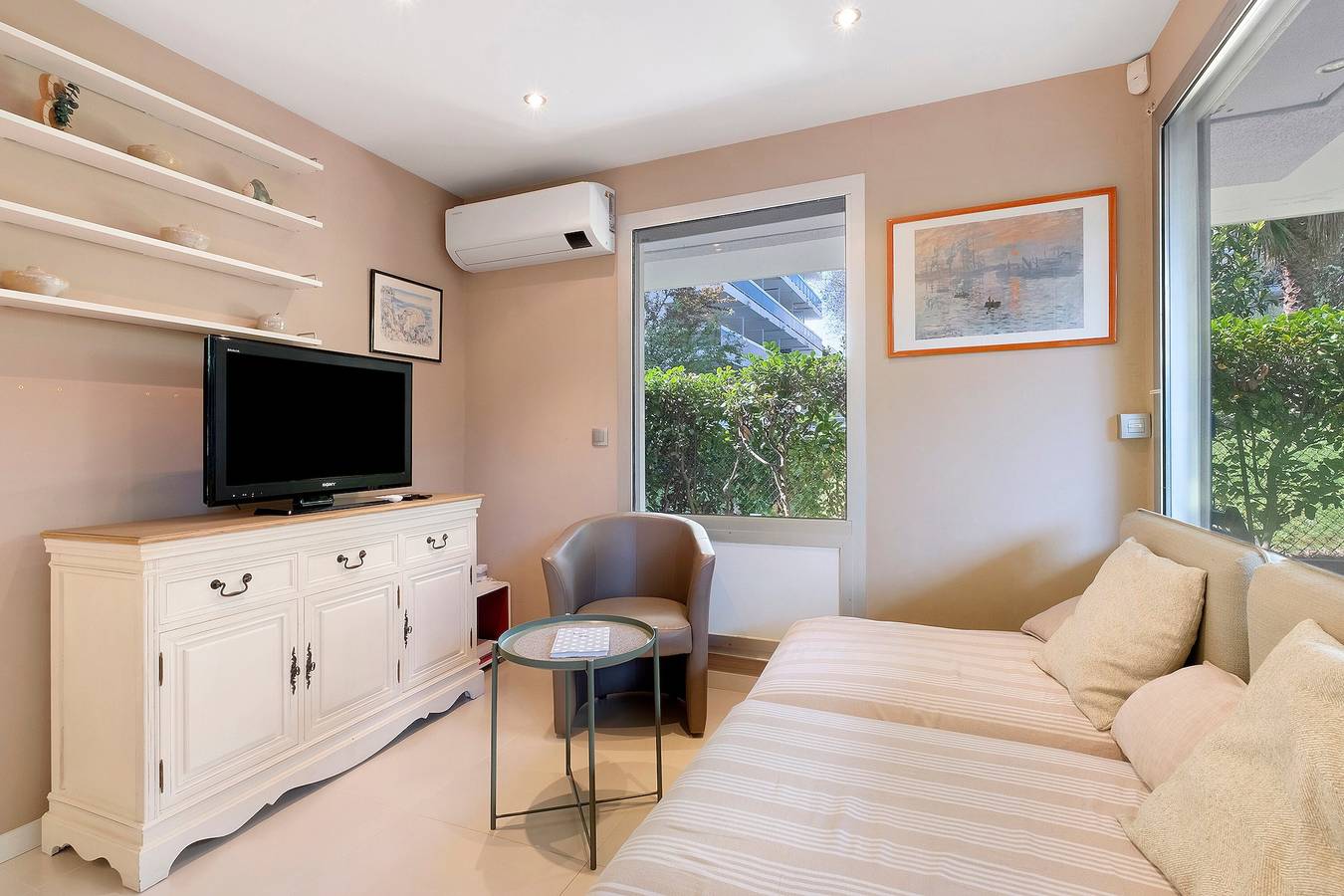Appartement entier, Juan les Pins Mas du Tanit Olympe 2P Rdj in Antibes, Côte méditerranéenne (France)
