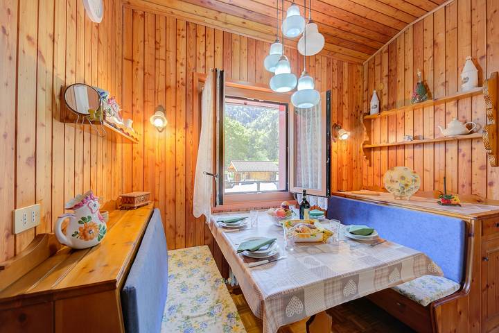 Ferienhaus für 3 Personen, mit Balkon und Kinderpool sowie Seeblick am Ledrosee - 2
