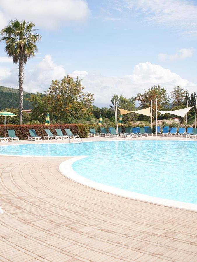 Apartamento de vacaciones para 5 personas, con piscina además de vistas y jardín, Se admiten mascotas - 1