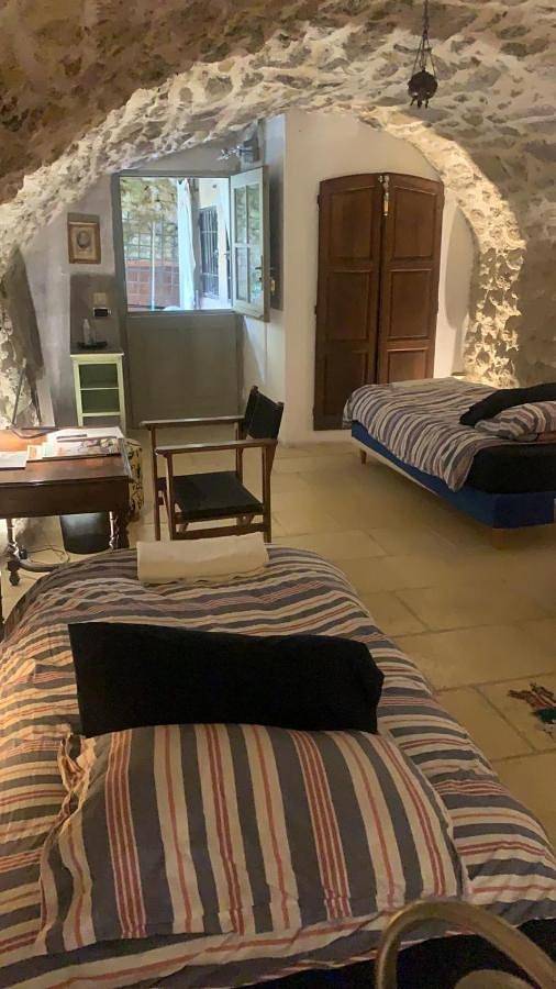 Chambre d’hôte pour 4 personnes, avec jardin à Rognes - 3