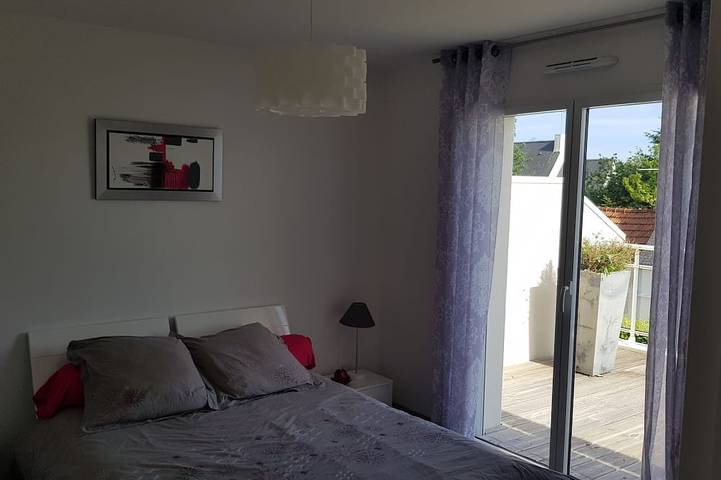 Appartement entier, Apartment T3 Petite vue mer à 150 mètres de la plage. in Bénodet, Côte de Cornouaille