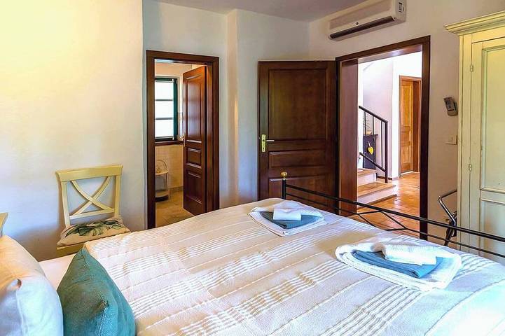 Villa pour 8 personnes, avec jardin et balcon à Barat - 3