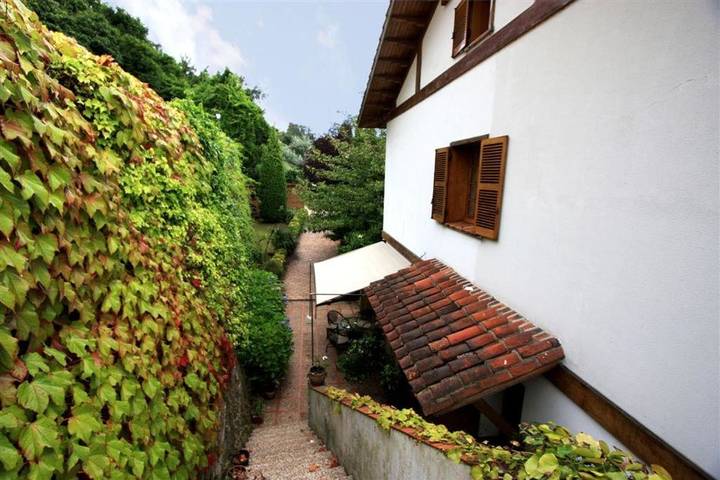 Casa rural para 12 personas, con jardín y vistas, Se admiten mascotas en Nalón - 4
