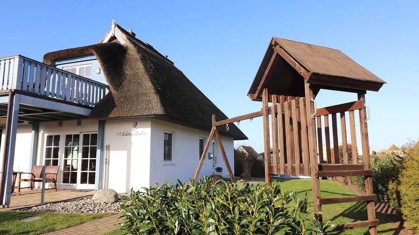 Ferienhaus für 8 Personen, mit Sauna und Balkon sowie Garten