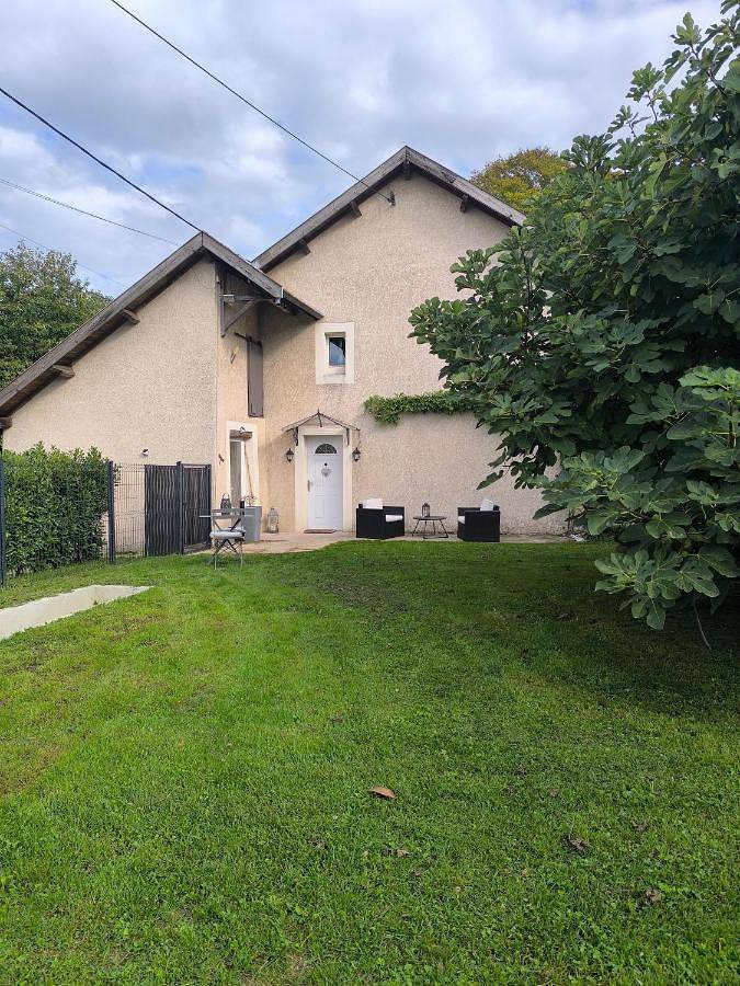 Location de vacances pour 4 personnes, avec jardin à Veyrins-Thuellin - 2