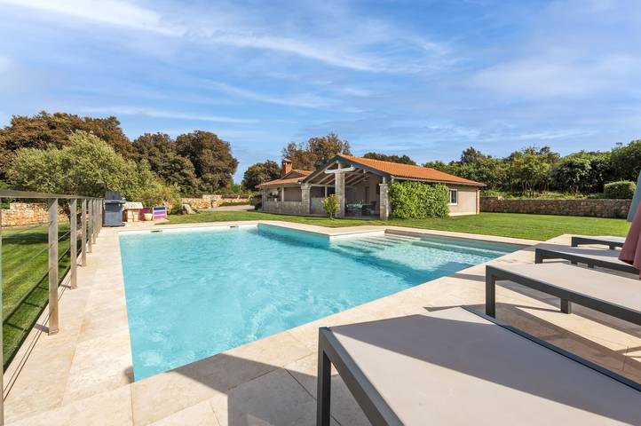 Ferienhaus für 5 Personen, mit Terrasse und Garten in Rovinj