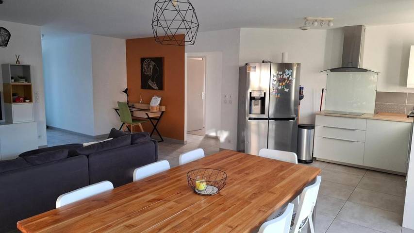 Location de vacances pour 8 personnes, avec piscine et jardin à Ucel - 3