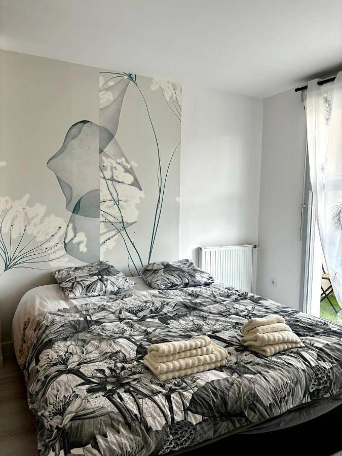 Gîte pour 2 personnes, avec vue et balcon à Trappes - 2