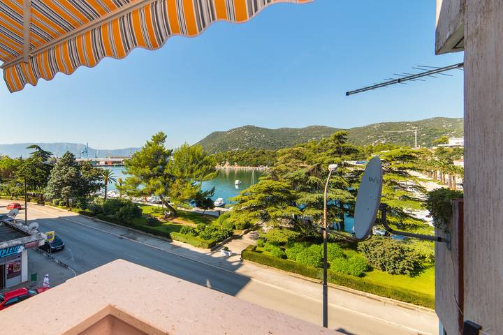 Ferienwohnung für 4 Personen, mit Ausblick und Terrasse - 1