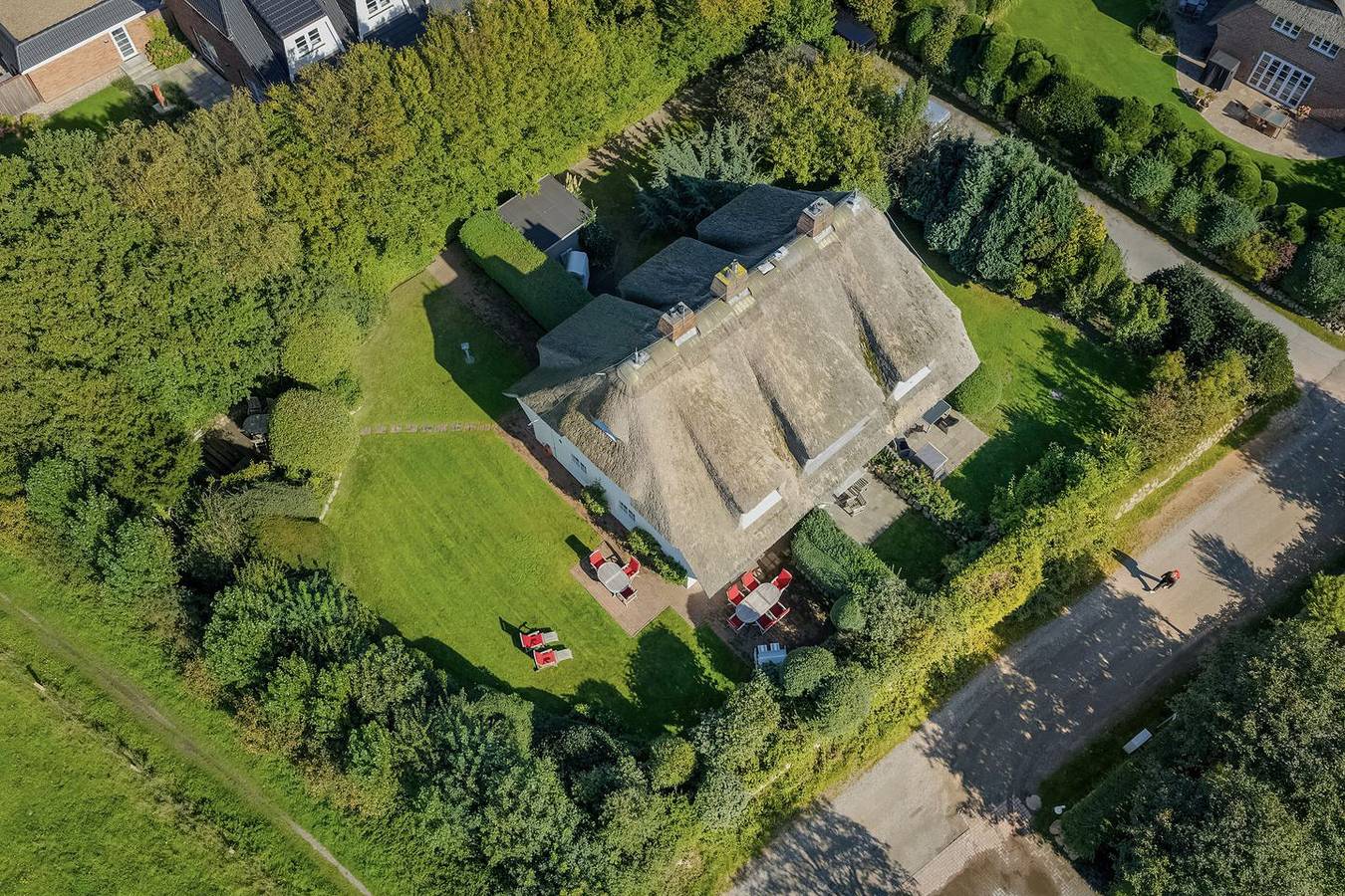 Ganze Wohnung, Fienchen - reetgedecktes Haus, schön gestalteter Garten im Südwestteil des Ortes in Keitum, Sylt (Gemeinde)