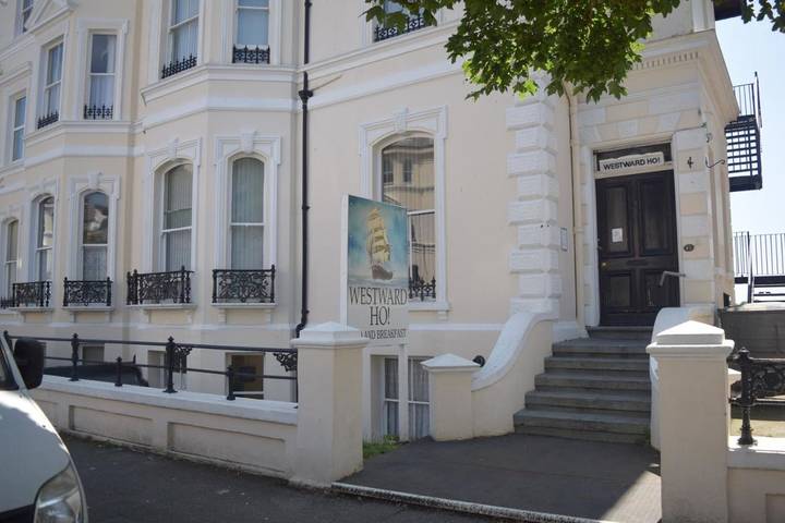 Holiday rental for 2 people, with Terrace and Garden as well as View in Folkestone