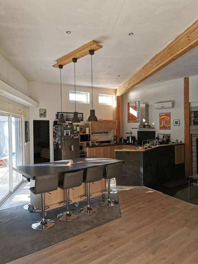 Location de vacances pour 12 personnes, avec vue ainsi que jardin et piscine à Salernes - 3