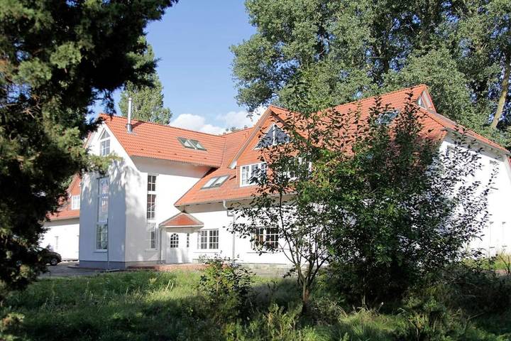 Ferienwohnung für 6 Personen, mit Balkon und Terrasse sowie Garten und Seeblick in Ludorf - 3